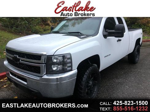 Used 2011 Chevrolet Silverado 2500 W/T AWD/4WD image 1