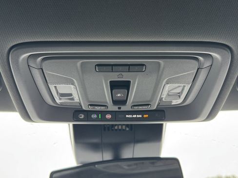 New 2026 GMC Sierra 1500 Elevation image 35