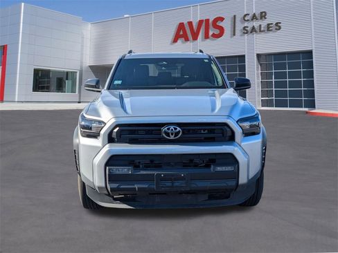 Used 2025 Toyota 4Runner SR5 image 10