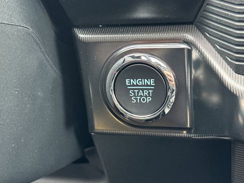 New 2025 Ford F150 Platinum w/ Equipment Group 702A High image 21