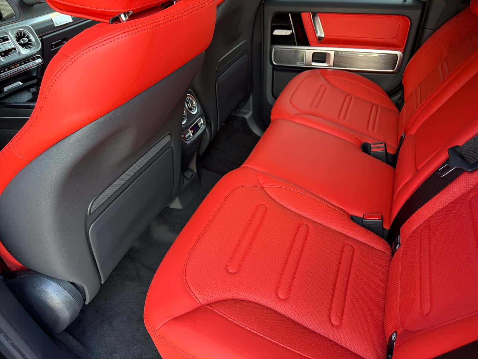 New 2027 Mercedes-Benz G 580 e image 11
