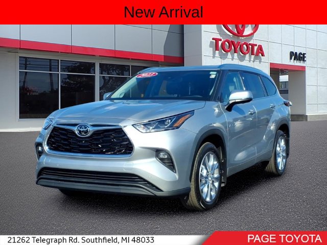Used 2023 Toyota Highlander Limited AWD/4WD image 1
