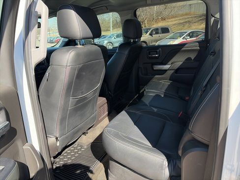 Used 2018 Chevrolet Silverado 1500 LT w/ LT Eassist Package image 10