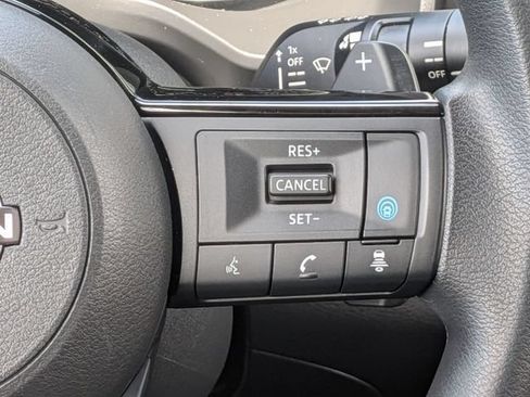 Certified 2023 Nissan Rogue SV AWD/4WD image 17