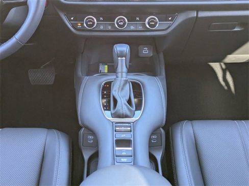 Certified 2024 Honda HR-V EX-L image 20