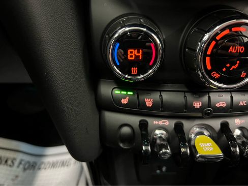 Used 2024 MINI Cooper SE image 4