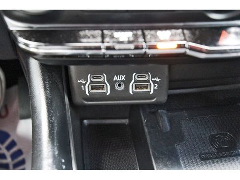 Used 2021 Dodge Durango R/T w/ Blacktop Package RWD image 29