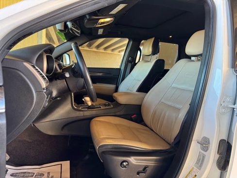 Used 2017 Jeep Grand Cherokee Limited 75th Anniversary image 12