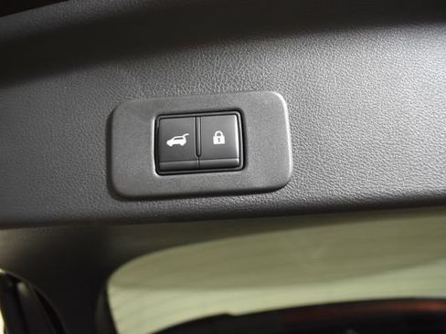 Used 2025 Nissan Murano SL AWD/4WD image 33