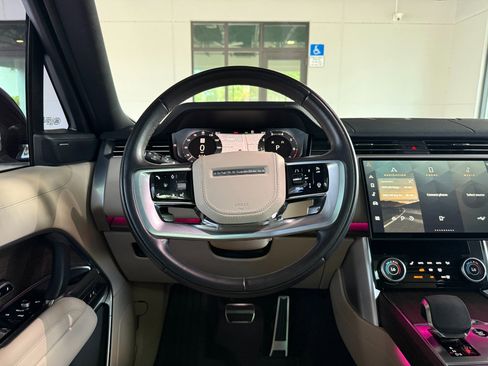 Used 2023 Land Rover Range Rover SE AWD/4WD image 43
