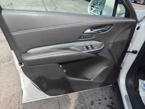 Used 2020 Cadillac XT4 Premium Luxury w/ Cold Weather Package image 12