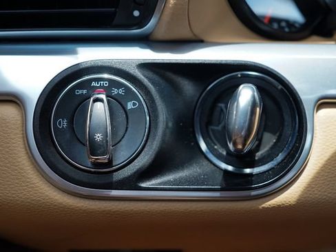 Used 2017 Porsche 911 Carrera image 36