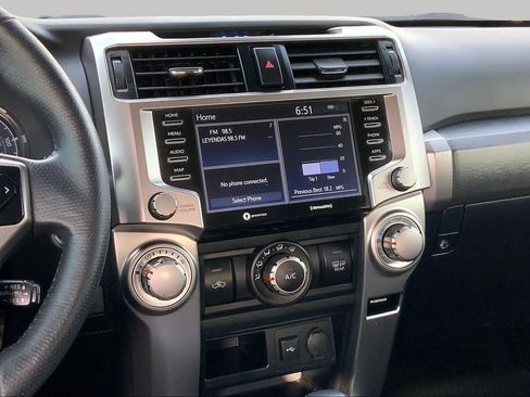 Used 2022 Toyota 4Runner SR5 AWD/4WD image 7