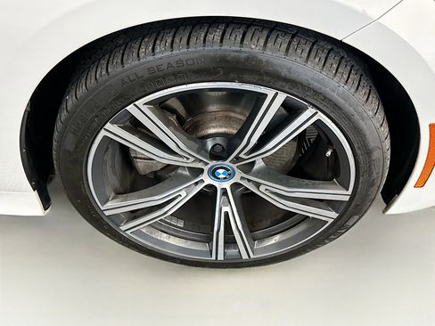 Used 2022 BMW 330e xDrive w/ Convenience Package image 11