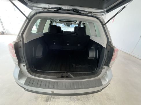 Used 2017 Subaru Forester 2.5i Premium AWD/4WD image 23
