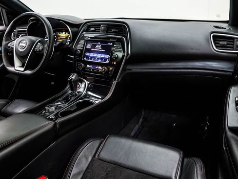 Used 2023 Nissan Maxima SR w/ Sport Mat Group image 22