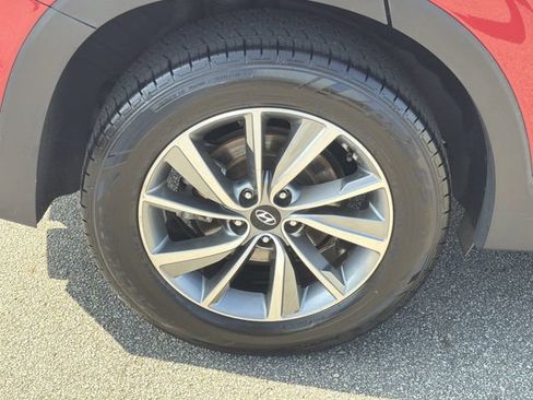 Used 2019 Hyundai Santa Fe Limited image 17