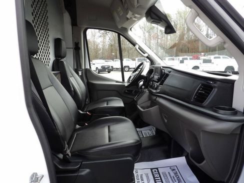 Used 2023 Ford Transit 150 Medium Roof RWD image 32