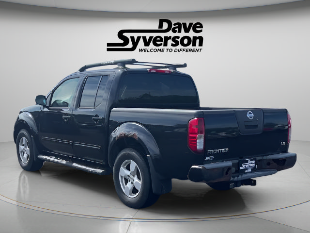 Used 2005 Nissan Frontier LE w/ (X01) Leather Pkg AWD/4WD image 3