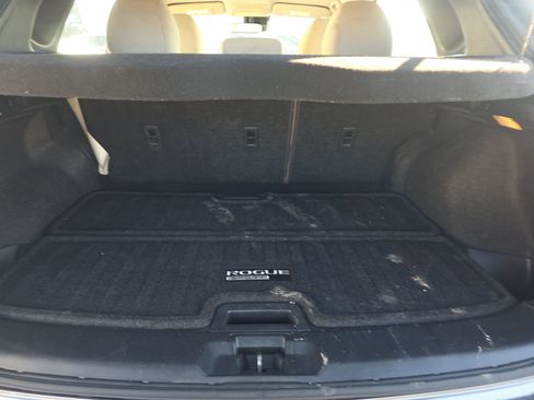 Used 2020 Nissan Rogue Sport SV image 19