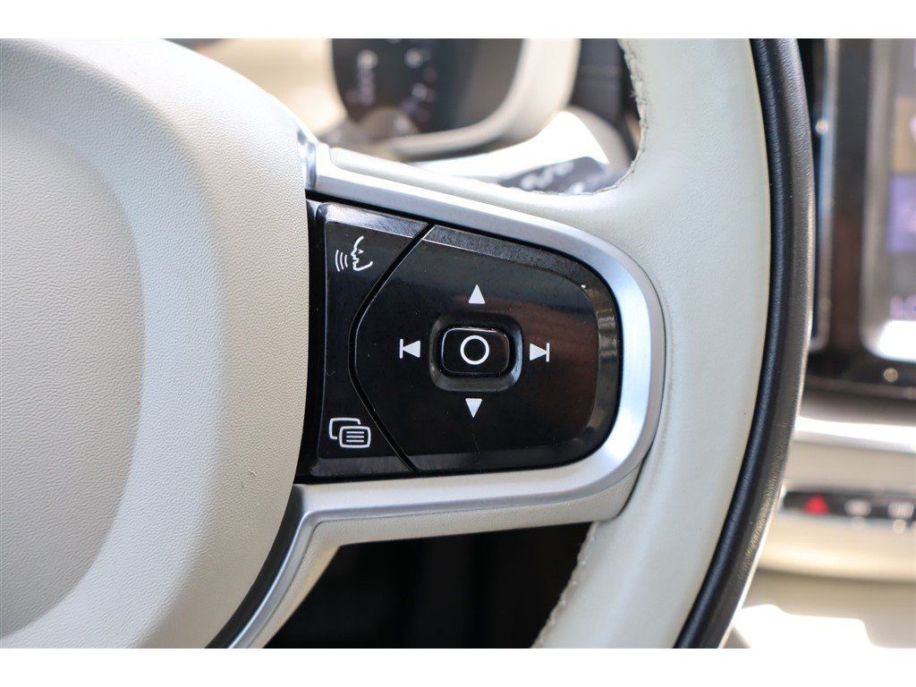 Used 2021 Volvo XC60 T5 Inscription w/ Protection Package Premier AWD/4WD image 30