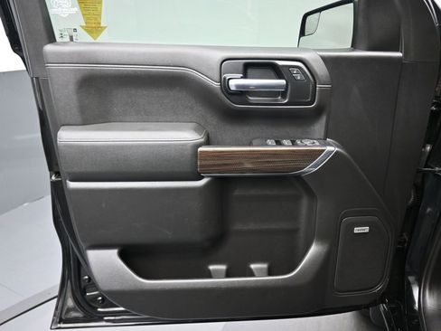 Used 2019 Chevrolet Silverado 1500 LT Trail Boss image 9