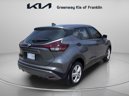 Used 2025 Nissan Kicks Play S FWD image 7