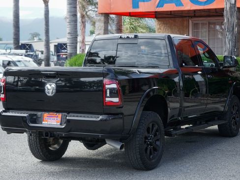 Used 2019 RAM 2500 Laramie w/ Night Edition AWD/4WD image 9