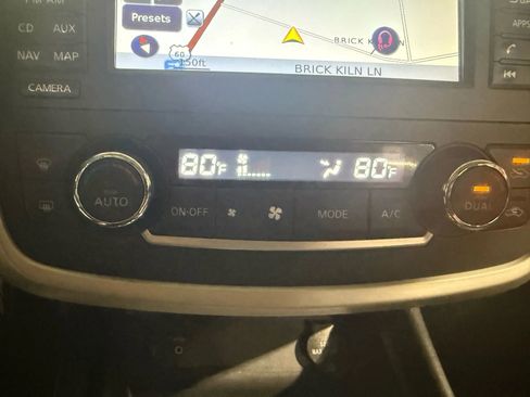 Used 2016 Nissan Altima 2.5 SL w/ 2.5 Technology w/LED Package image 30