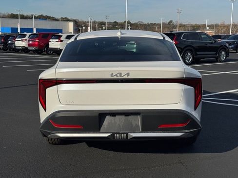 New 2025 Kia K4 EX image 4