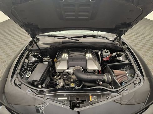 Used 2014 Chevrolet Camaro SS RWD image 27