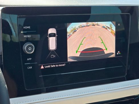 Used 2025 Volkswagen Taos S FWD image 19