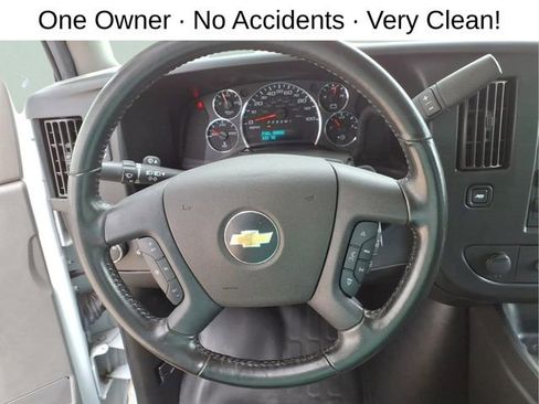 Used 2021 Chevrolet Express 3500 w/ Driver Convenience Package RWD image 15