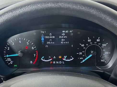 Used 2020 Ford Escape SE image 12