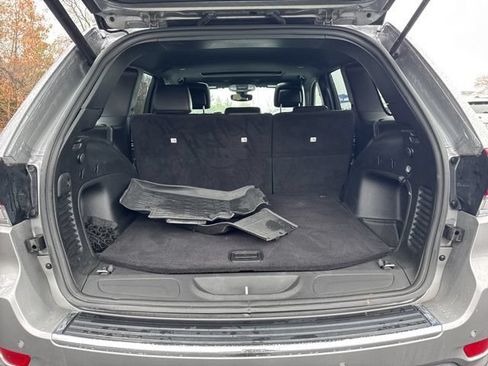 Used 2021 Jeep Grand Cherokee Limited AWD/4WD image 23