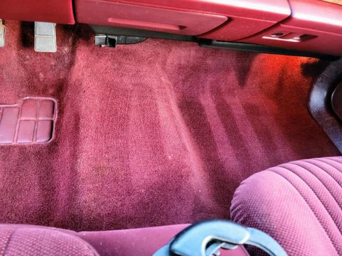 Used 1995 Buick Le Sabre Custom image 20