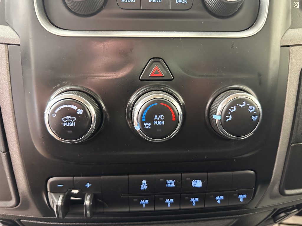 Used 2016 RAM 3500 Tradesman RWD image 22