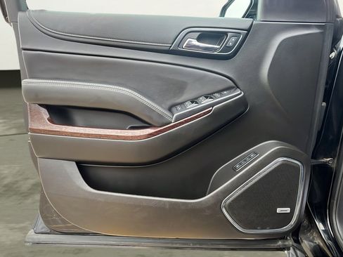 Used 2018 GMC Yukon SLT w/ Open Road Package image 17