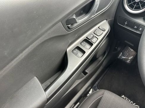 Used 2023 Hyundai Kona SEL w/ Cargo Package FWD image 33