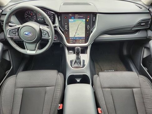 Used 2025 Subaru Outback Premium image 27