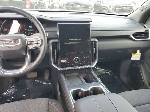 New 2026 GMC Acadia Elevation image 14