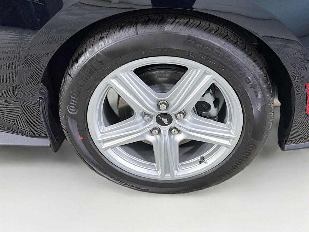 Certified 2026 Ford Mustang Coupe RWD image 28