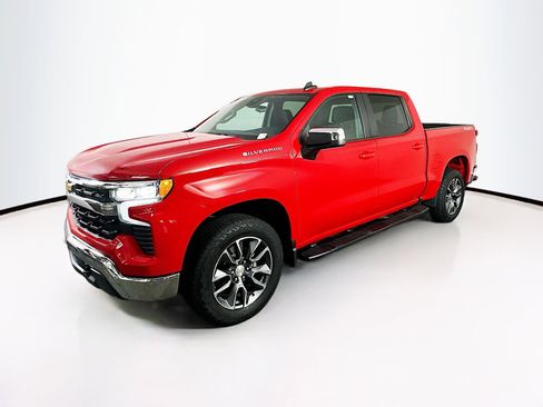 Used 2023 Chevrolet Silverado 1500 LT image 3