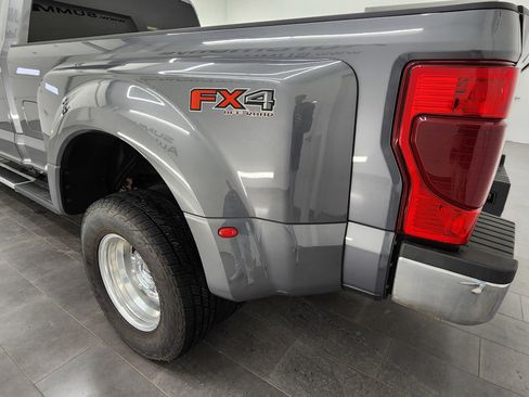 Used 2022 Ford F350 XLT w/ XLT Premium Package image 29