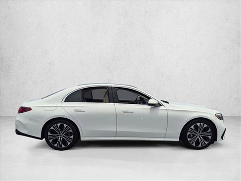 Used 2026 Mercedes-Benz E 350 Sedan image 4