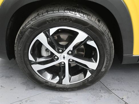 Used 2024 Chevrolet Trax RS w/ Sunroof Package image 10