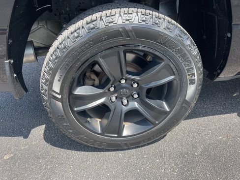 Used 2021 RAM 1500 Big Horn AWD/4WD image 19