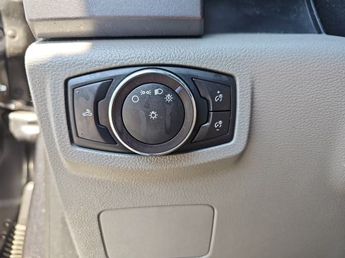 Used 2019 Ford F250 XLT w/ Snow Plow Prep Package AWD/4WD image 28