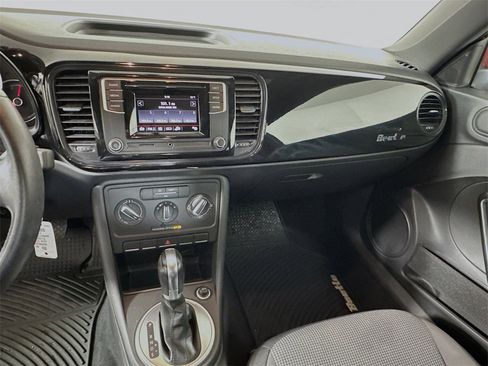 Certified 2019 Volkswagen Beetle 2.0T S image 20