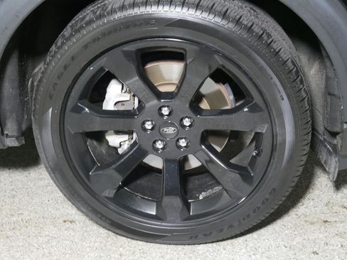 Used 2023 Ford Explorer ST-Line w/ Class IV Trailer Tow Package AWD/4WD image 15